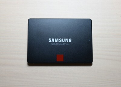 Samsung 860 Pro 512GB SATA III Solid State Drive MZ7KH512HAJQ Used 