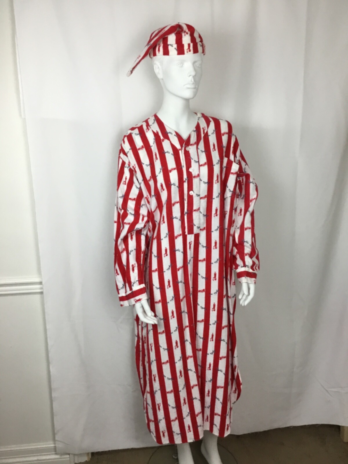 Vintage Ebenezer Scrooge Nightgown Costume Red and Wh… Gem