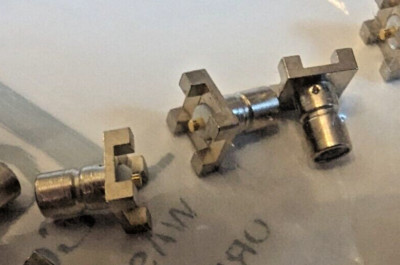 SMB PCB Straight Jack CoAxial RF Connector - Emerson 131-3711-205 - Bag of 25 Pc