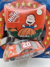 Nascar Winner  s Circle 1/64 NASCAR Hood Series 20 Tony Stewart Great Pumpkin