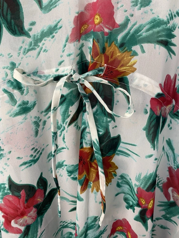 Cubierta de playa caftán Boohoo para dama talla 8 Foto 3 de 4