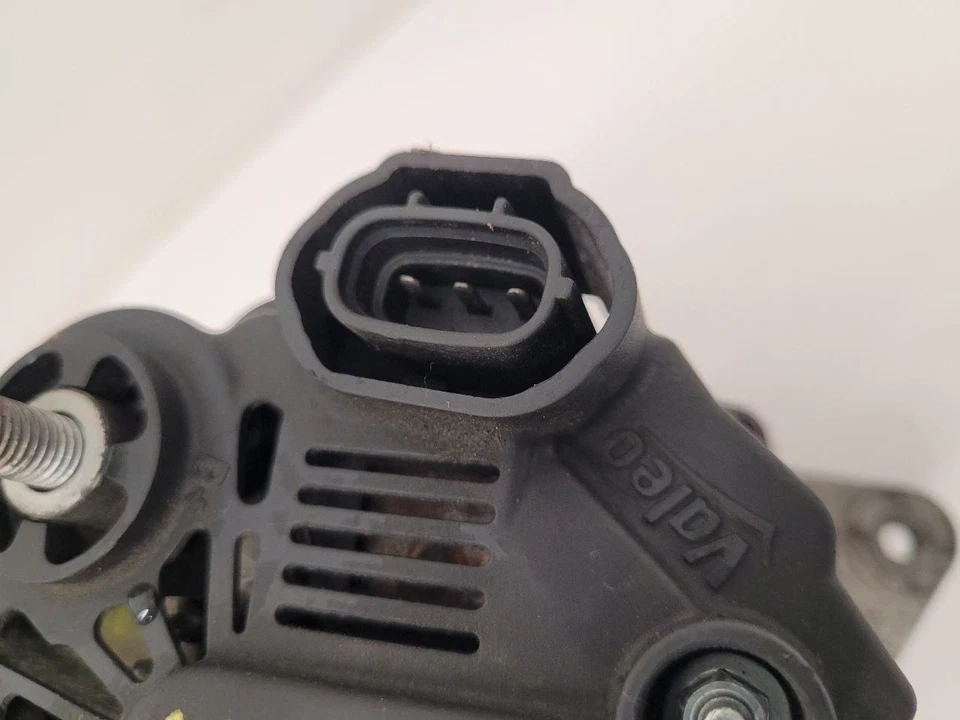 2007-2012 HYUNDAI ELANTRA Alternator Station Wgn 3730023650 - Image 4 of 4