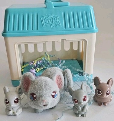 Little Live Pets Cage House Including Mom & Baby Mice Mini Animal Play Set