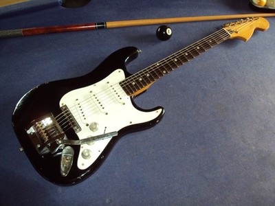 Scalloped Vintage original  KLIRA  ST -Gitarre, playing  ala Yngwie/Ritchie & Co