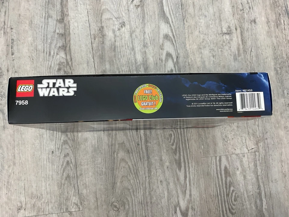 LEGO 7958 STAR WARS 2011 ADVENT CALENDAR Countdown Christmas Chewbacca Mini Fig - Image 3 of 4