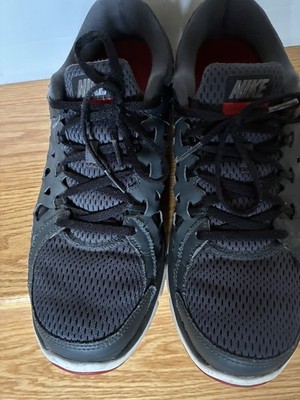 NIKE Dual Fusion Run 2 Men s Size 11 Black/Red
