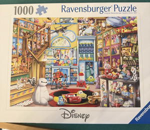 NEW  Ravensburger Disney & Pixar Toy Store 1000 Pc Puzzle