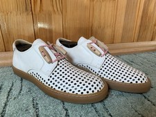 House Of Montague Handcrafted 39 Size 26 cm