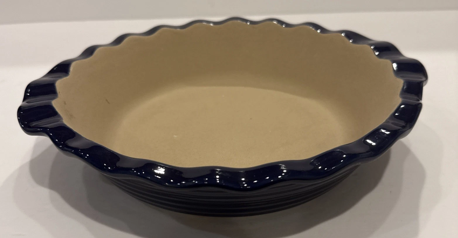 VGC The Pampered Chef Family Heritage 11" Pie Pan Dish Stoneware 116403 - Blue