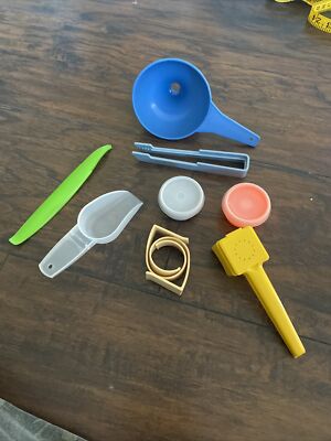 Lot of 8 Vtg Misc Tupperware Kitchen Gadgets  Retro Vintage Scoop , Funnel ,