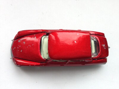 Citroën DS4 French Touch Premium 245O-1 Moulin Rouge Paris Rouge 1/59 Majorette 212055011