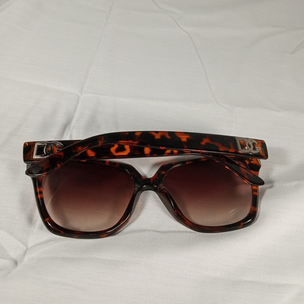 DOLCE & GABBANA Sunglasses DG424 Brown Orange Tortoise Oval  display picture 2