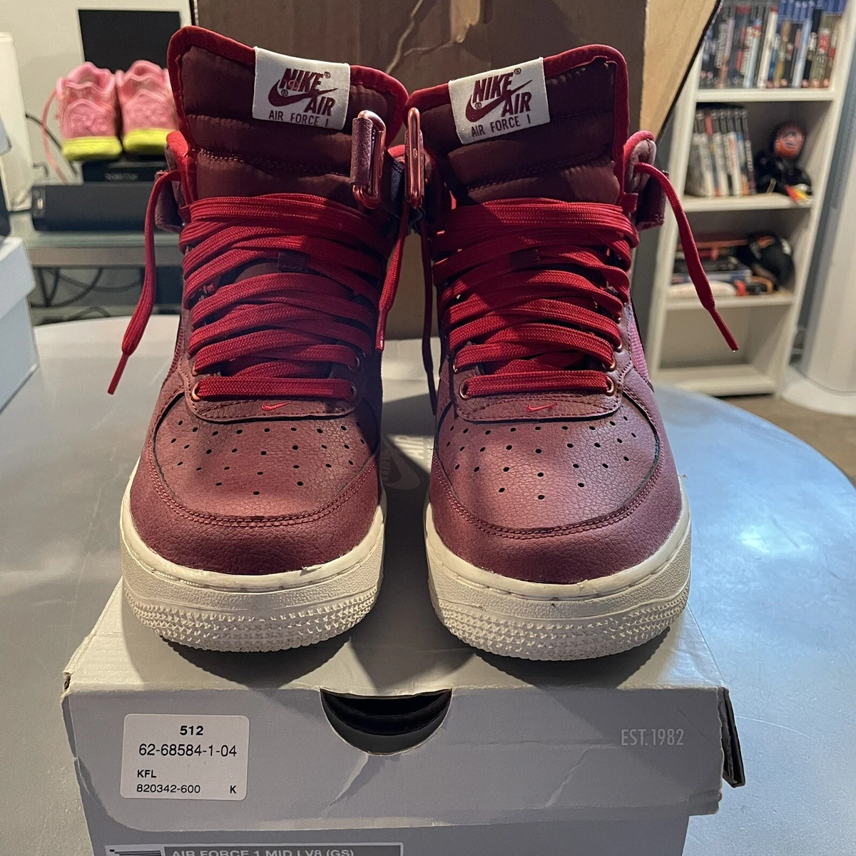 Nike Air Force 1 Mid LV8 GS University Red