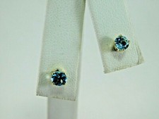 14K Yellow Gold Blue Topaz Birthstone Stud Earrings RL0025
