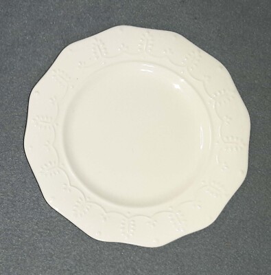 Paula Deen - Whitaker Vanilla J011 - Salad Plate - 8'' Diameter