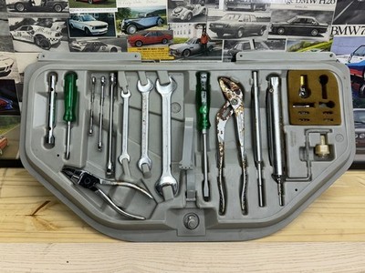 BMW E23 E24 E28 Heyco LARGE TOOL TRUNK KIT MAINLY COMPLETE GREEN SCREWDRIVERS 