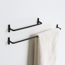 FUTAGAMI | Towel Hanger (Black, Small)