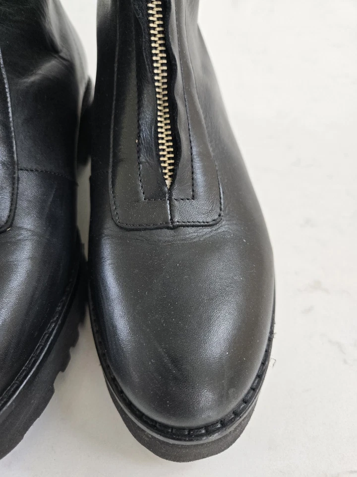 Botín informal Andre Assous Vernon para mujer talla 8,5 de cuero negro con cremallera Foto 3 de 4