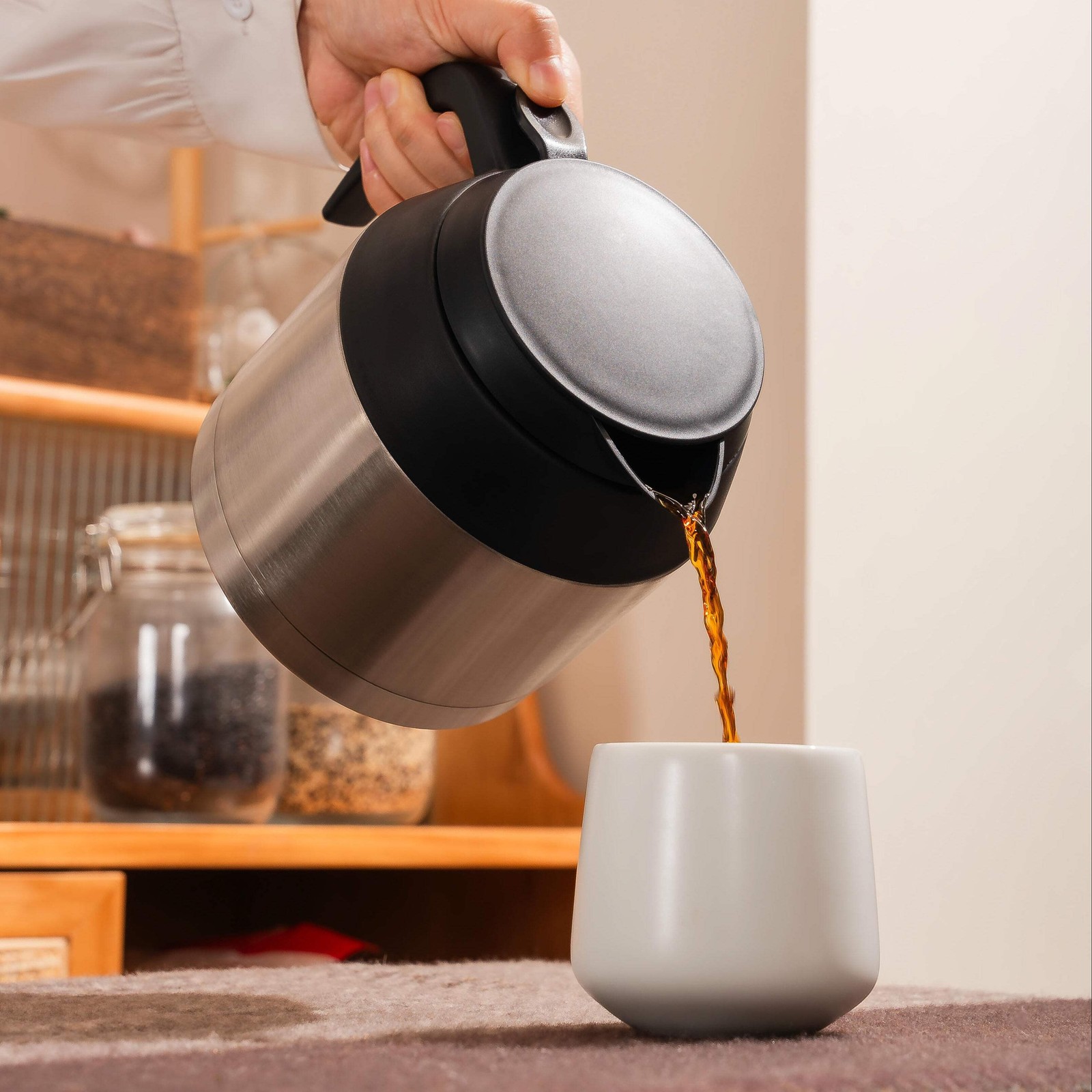 Bonavita 5-Cup Coffee Maker, Thermal Coffee Brewer &ndash; Compact Size, Elegant, and