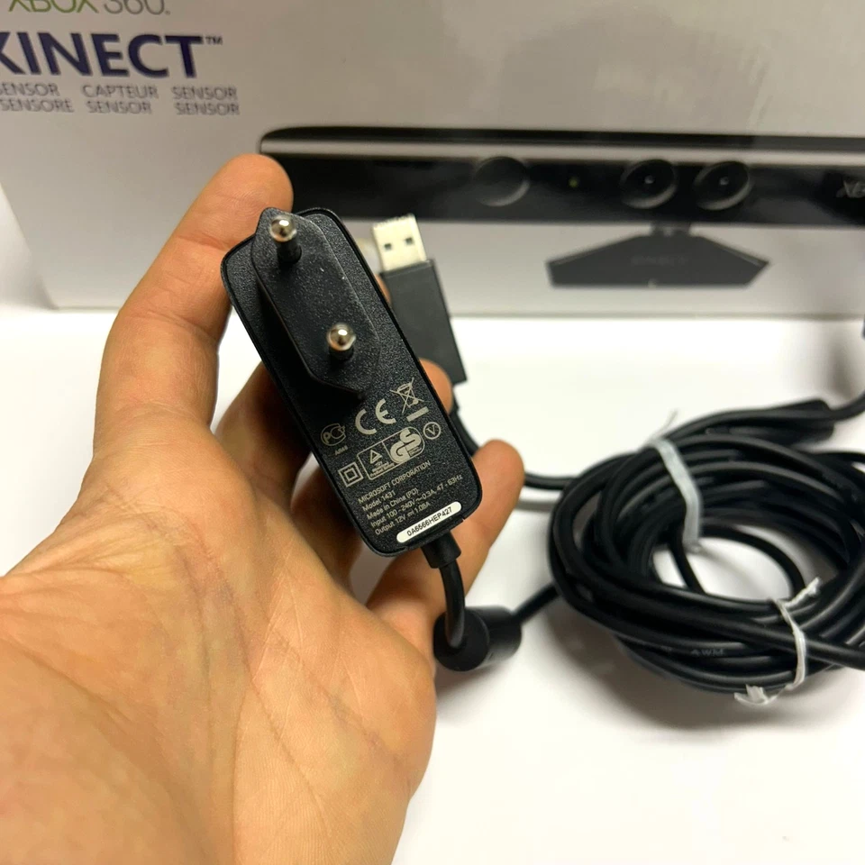 Telecamera Kinect Xbox 360 con Scatola e CAVO ALIMENTAZIONE ORIGINALE - Immagine 2 di 4