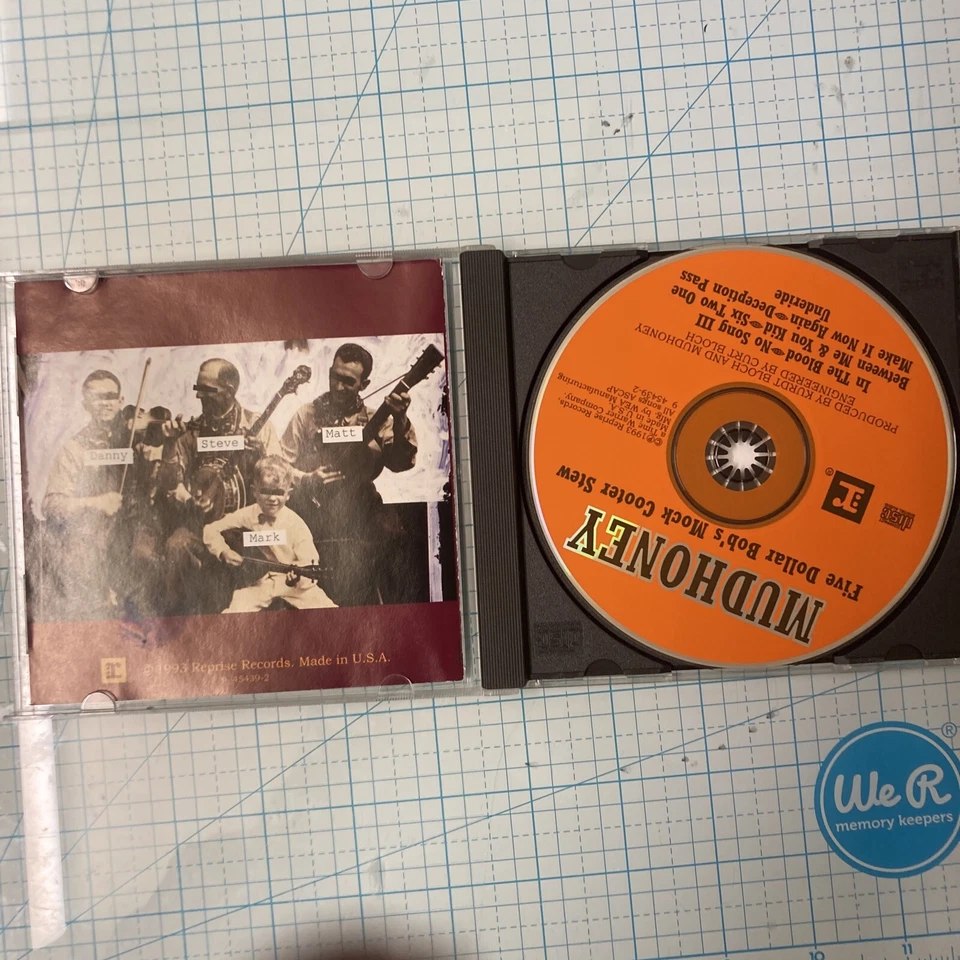 USED 'Five Dollar Bob's Mock Cooter Stew'- Mudhoney CD. 1993. Very Good Shape. Foto 4 de 4