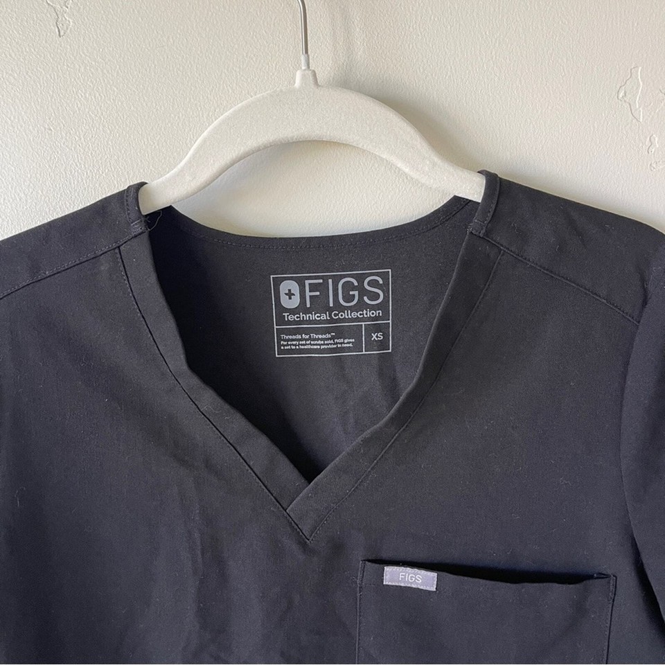 FIGS Technical Collection Black Scrubs Top V Neck Short Sleeve XS eBay