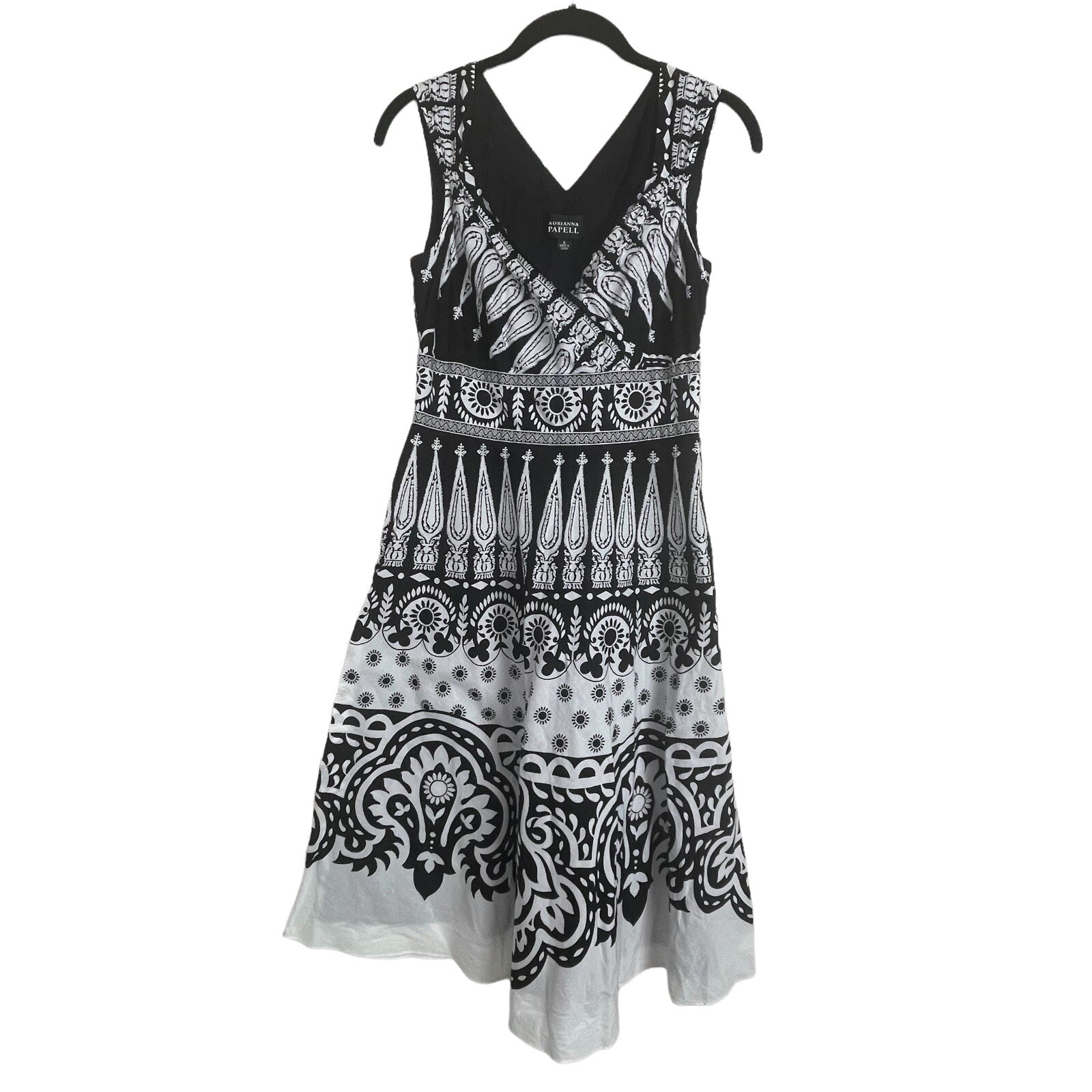 Adrianna Papell Size Black White Sleeveless Fit Flare Midi Dress