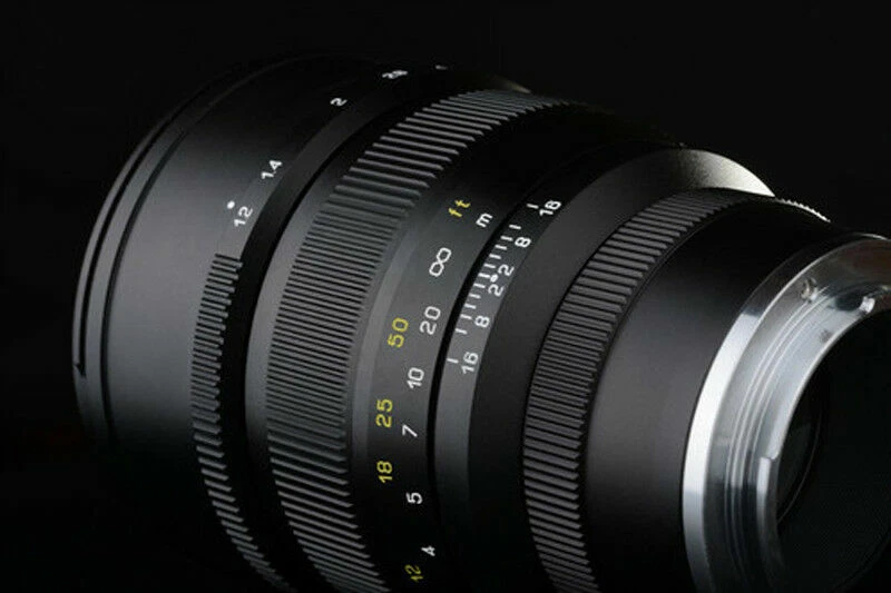 Lente Mitakon Zhongyi Speedmaster 85 mm f/1,2 Prime para cámara Sony con montaje E A7 A6 Foto 4 de 4