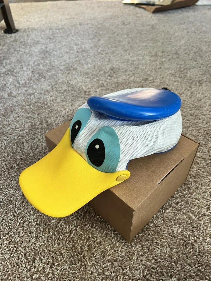 Sombrero de Colección Pato Donald Chirrido Malla 3D Niños Walt Disney World Park, Años 90 Foto 2 de 4