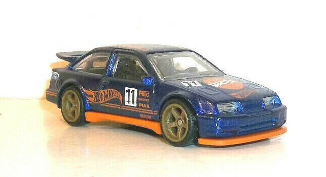 LOOSE 2022 HOT WHEELS 1:64 BLUE '87 FORD SIERRA COSWORTH WHEEL