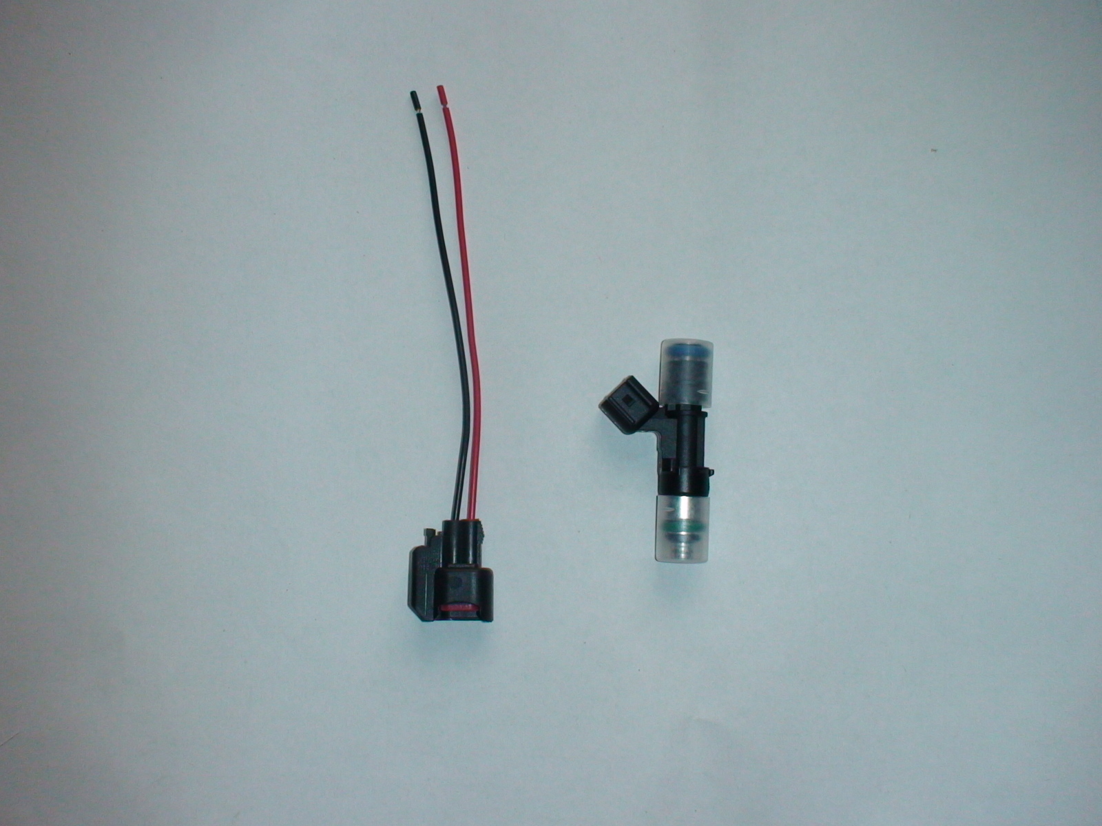 Genuine Bosch EV14 60lb 630cc 60# fuel injector with wiring pigtail clip