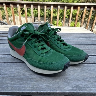 Nike Stranger Things Hawkins High School Men s Low Top Sneakers Green/Red/White