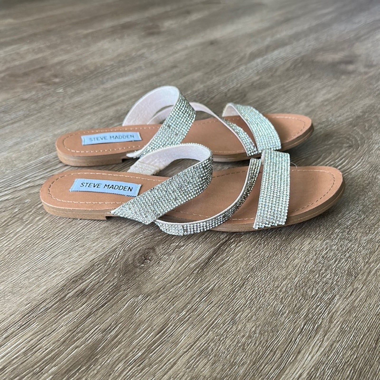 Steve Madden Lorie Rhinestone Strappy Sandals Size 7 Silver Glam Party