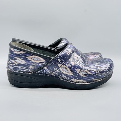 Dansko Shoes Womens 9 Blue Professional Clogs Ikat Print Comfort Work Nursing