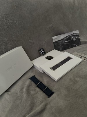 Apple Watch Ultra 2 49mm Cellular Titangehäuse