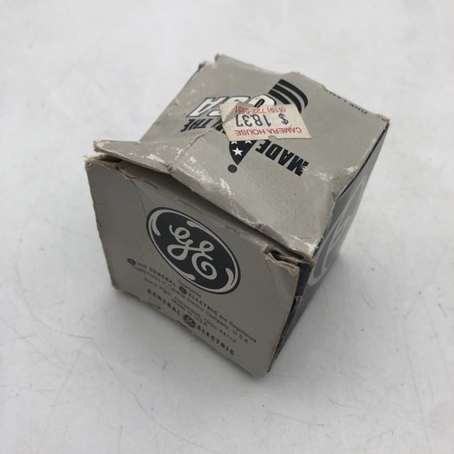 GE Quartzline Lamp Bulb ELH 300W 120V General Electric Vintage PARTS - Picture 2 of 4