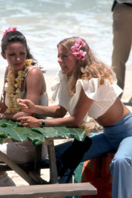 Jaclyn Smith und Cheryl Ladd am Set von Charlies Engel Staffel 4 x 6 Foto