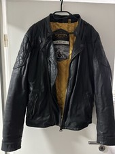Hochwertige und limitierte Superdry Lederjacke 