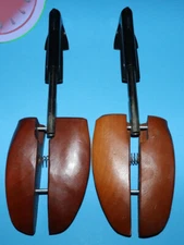 ROCHESTER Shoe Tree Co Pair FORM STRETCHERS Travel Tree Vintage Shoe Keeper