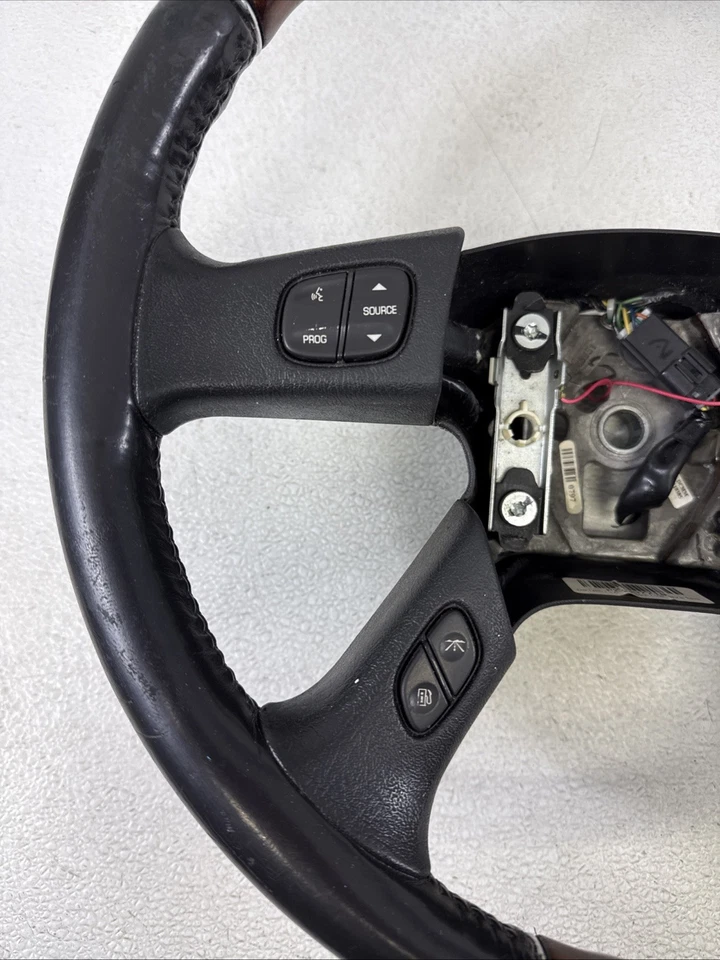 03-06 Cadillac Escalade Steering Wheel W/Controls Rare OEM Black Woodgrain - Image 2 of 4