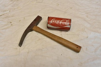 Vintage Underhill Edge Tool co Bricklayer's Rock Hammer