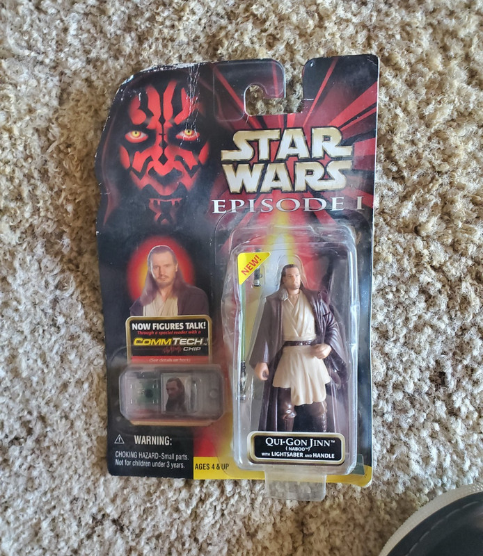 Hasbro Star Wars Episode I Qui-Gon Jinn Action Figure 1999 CommTech Chip