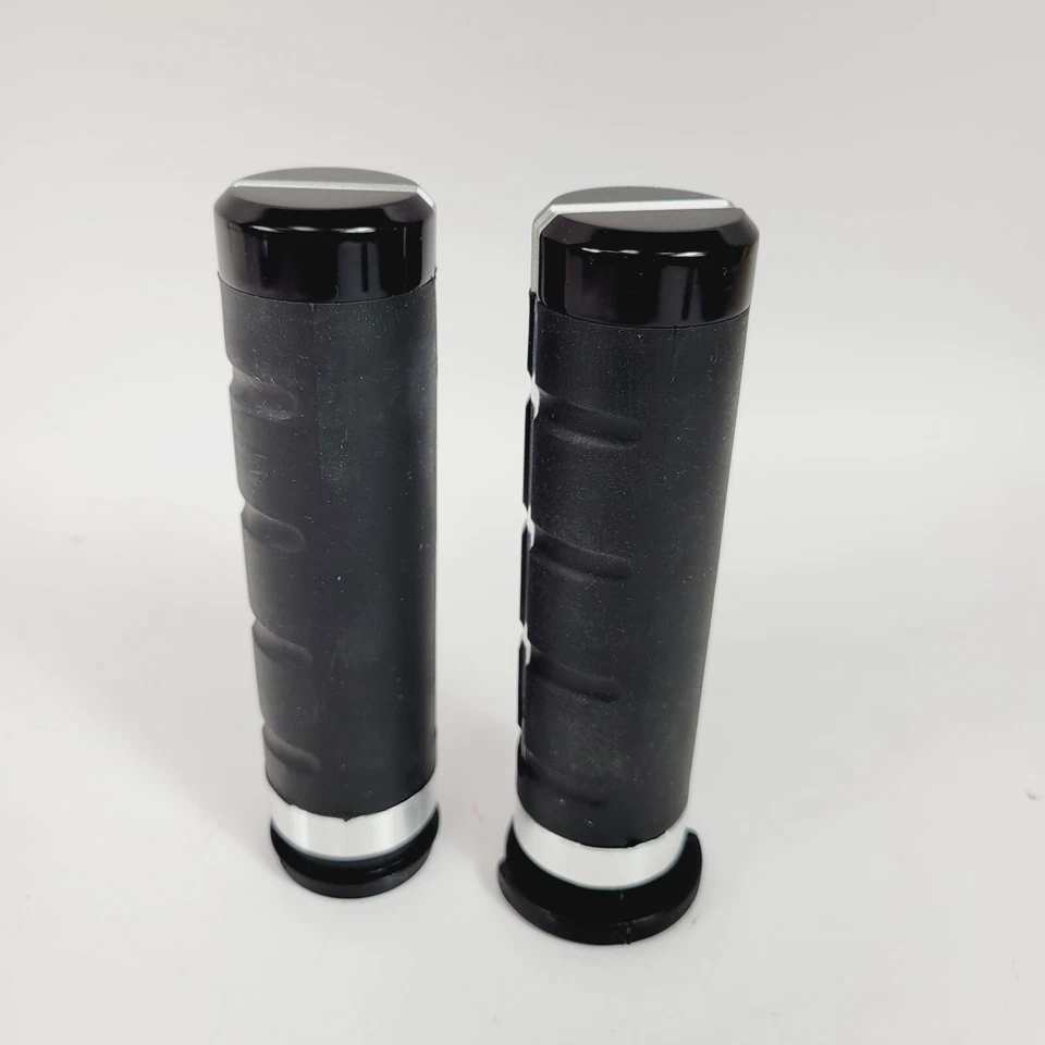 Harley-Davidson Black Stylized Voltaic" Hand Grips Kit 56100330 - Image 3 of 4