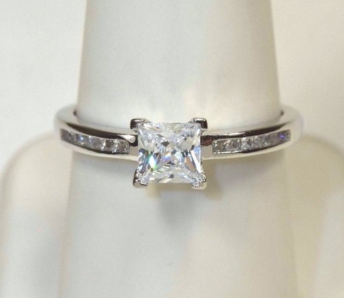 BRANDNEU Sterlingsilber Prinzessschliff CZ Verlobungsring Größe 5 6 7 8 9 - Bild 4 von 7