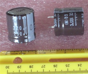 220 uf конденсатор