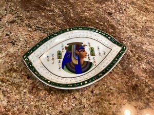 Fathy Mahmoud FM Fine Egyptian Tableware Collector Plate Cleopatra