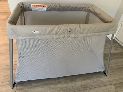 gumtree travel cot