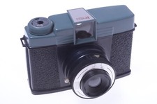   DIANA 'READERS DIGEST' LOMOGRAPHY 4X4CM FORMAT 120 ROLL FILM CAMERA  1960-70  