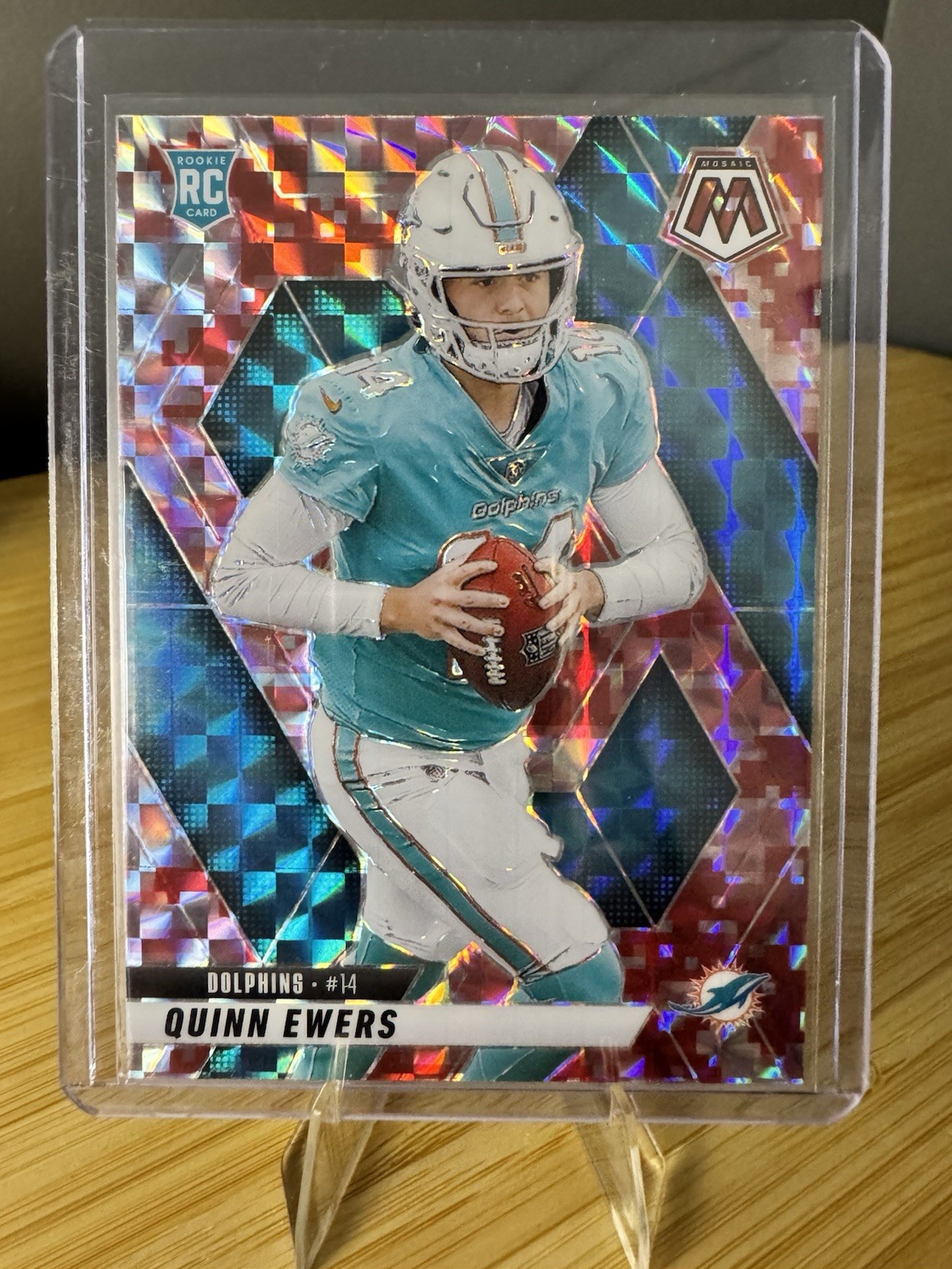 2025 Mosaic - Quinn Ewers (RC) Camo Red Prizm Rookie #308 Dolphins