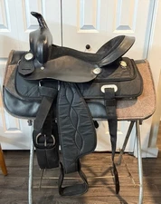 15" King Series Krypton All Around Saddle w/ saddle pad & cinch